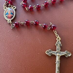 Vintage Red Glass Bead St Theresa Rosary‎